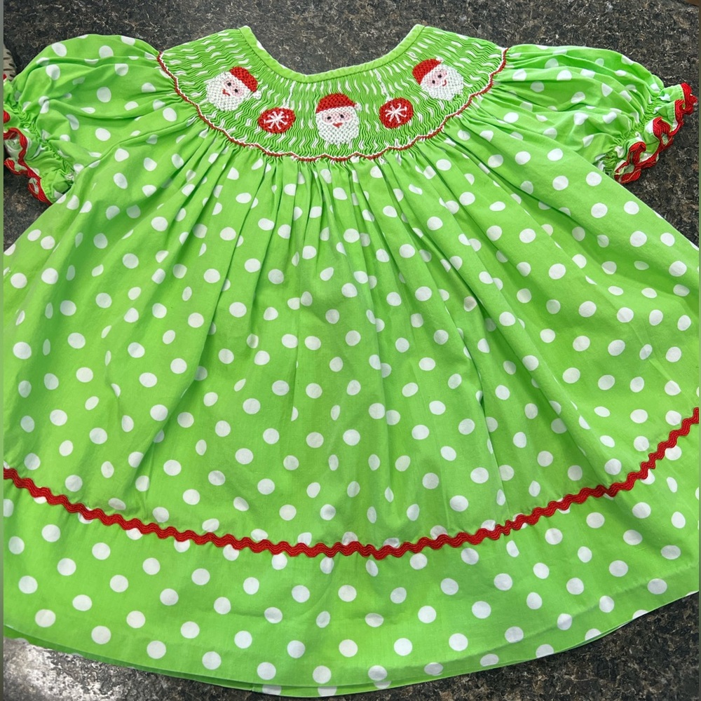 Size 2t smocked Christmas dress. Like new